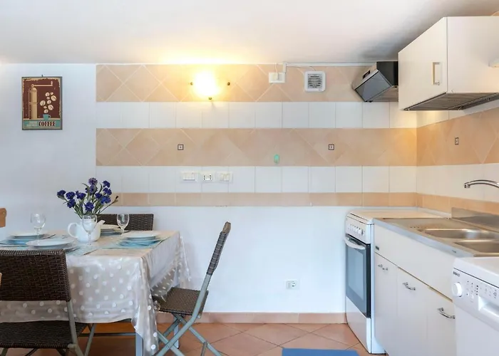 Lamarmora By Interhome בית נופש